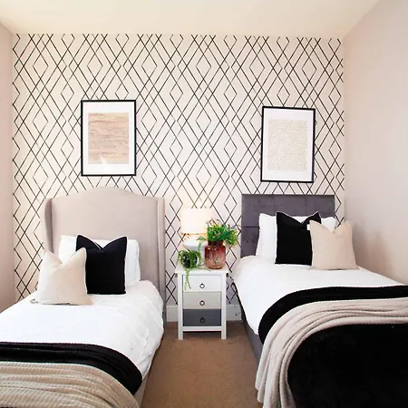 Apartment Harrogates - Sleeps 12