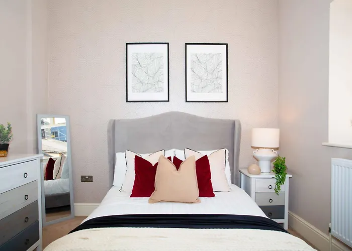 Harrogates - Sleeps 12 * Harrogate