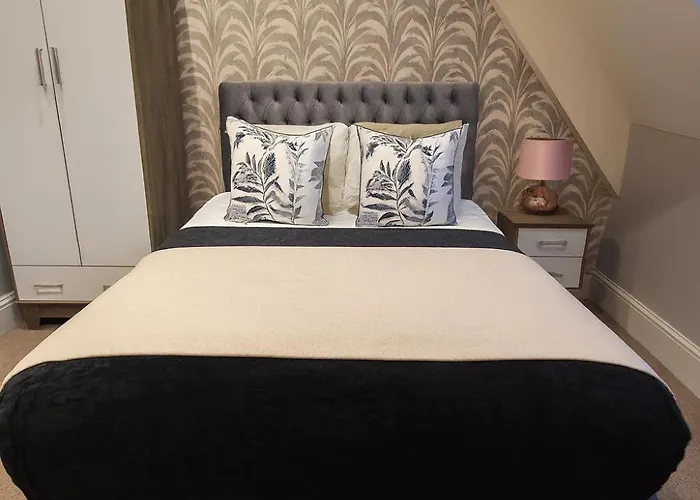 Harrogates - Sleeps 12 Harrogate