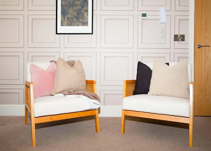 Apartment Harrogates - Sleeps 12