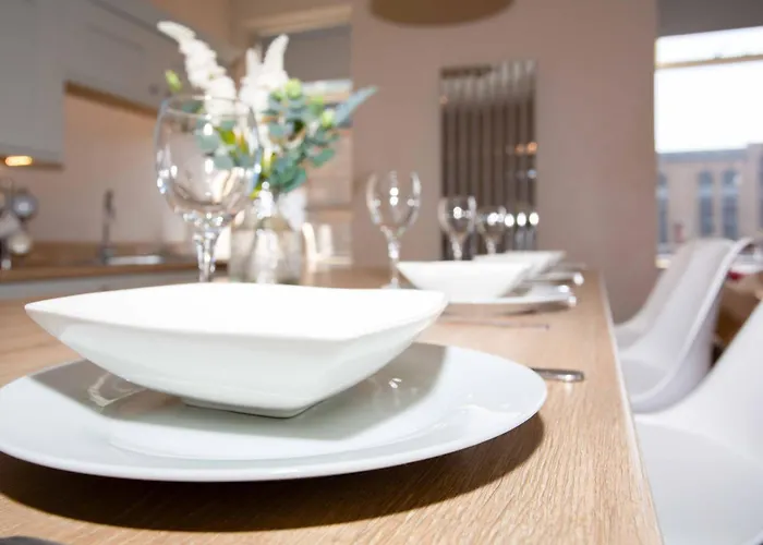 Apartment Harrogates - Sleeps 12