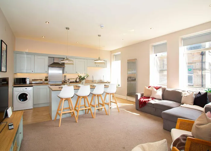 Apartment Harrogates - Sleeps 12