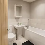 Harrogates - Sleeps 12 Harrogate