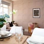Harrogates - Sleeps 12 Lägenhet Harrogate