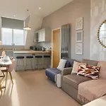 Harrogates - Sleeps 12 *
