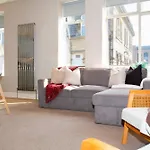 Harrogates - Sleeps 12 Apartment Harrogate