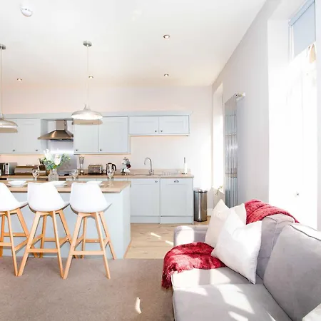 Apartment Harrogates - Sleeps 12