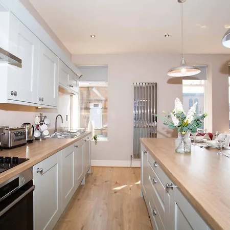 Lägenhet Harrogates - Sleeps 12 Harrogate