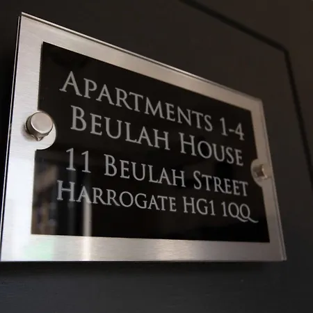 Harrogates - Sleeps 12 Harrogate