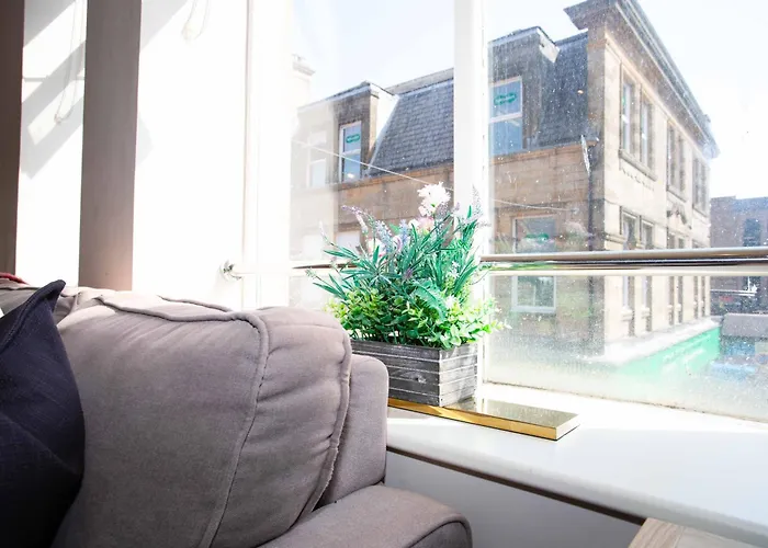 Harrogates - Sleeps 12