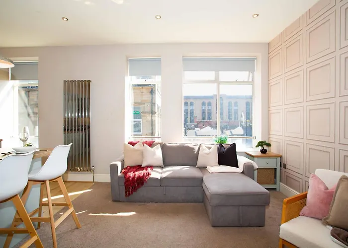 Apartment Harrogates - Sleeps 12 *