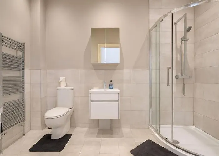 Apartment Harrogates - Sleeps 12