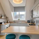Harrogates - Sleeps 12