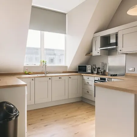 Harrogates - Sleeps 12 *